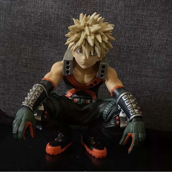 Katsuki Bakugo figurine - Picture 3 of 3